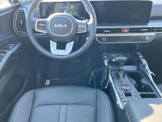 new 2025 Kia Sorento car, priced at $36,685