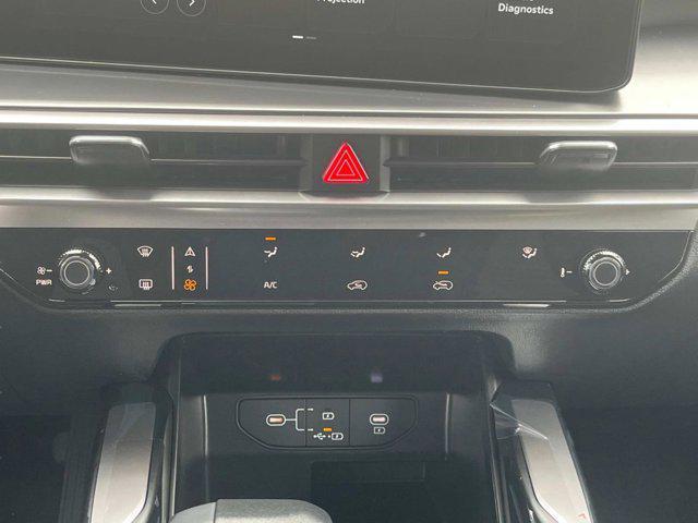 new 2025 Kia Sorento car, priced at $34,125