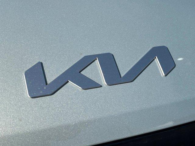 new 2026 Kia Carnival Hybrid car, priced at $44,385