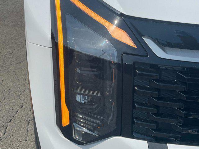 new 2026 Kia Sportage car, priced at $33,560