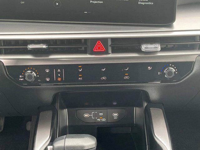new 2025 Kia Sorento car, priced at $33,630