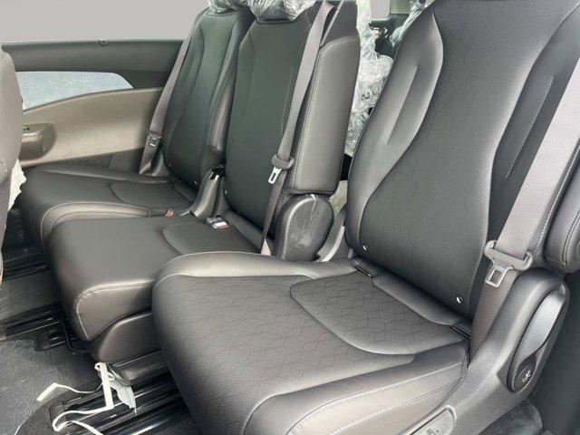 new 2025 Kia Carnival car, priced at $43,680