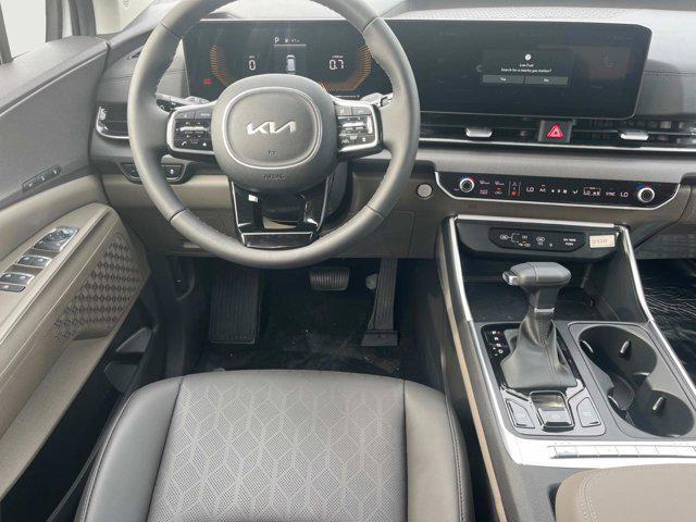 new 2025 Kia Carnival car, priced at $43,680