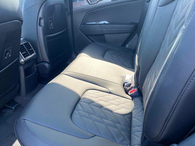 new 2025 Kia Sportage car, priced at $42,615