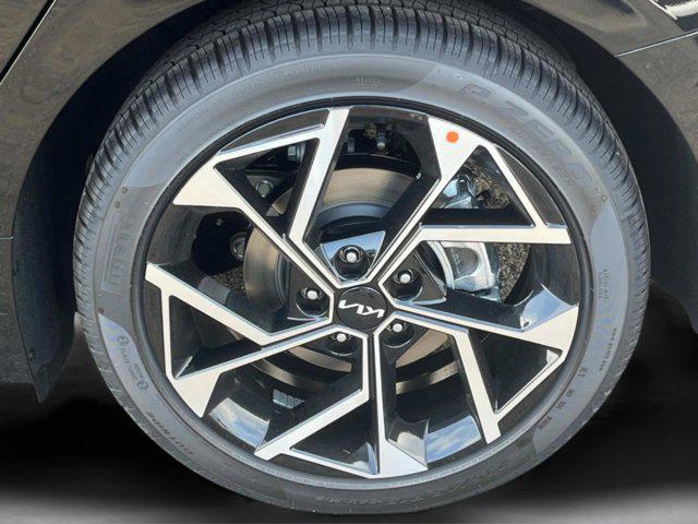 new 2025 Kia K5 car, priced at $36,325