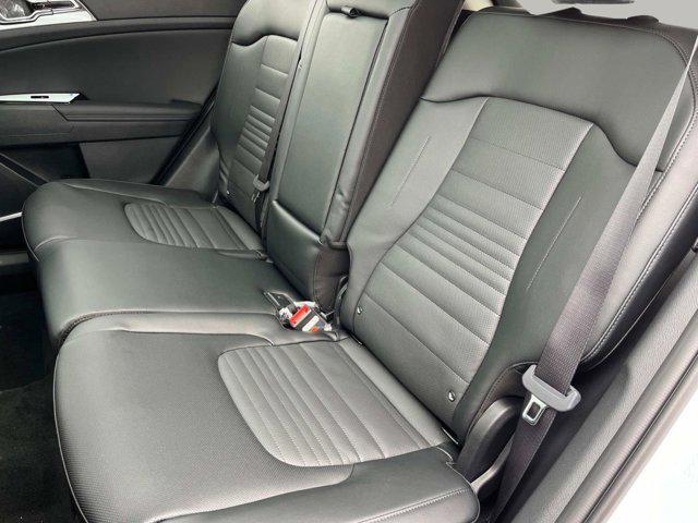 new 2025 Kia Sportage car, priced at $35,735