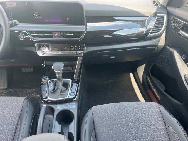 new 2025 Kia Seltos car, priced at $26,775