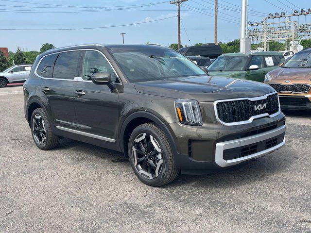 new 2025 Kia Telluride car, priced at $44,530