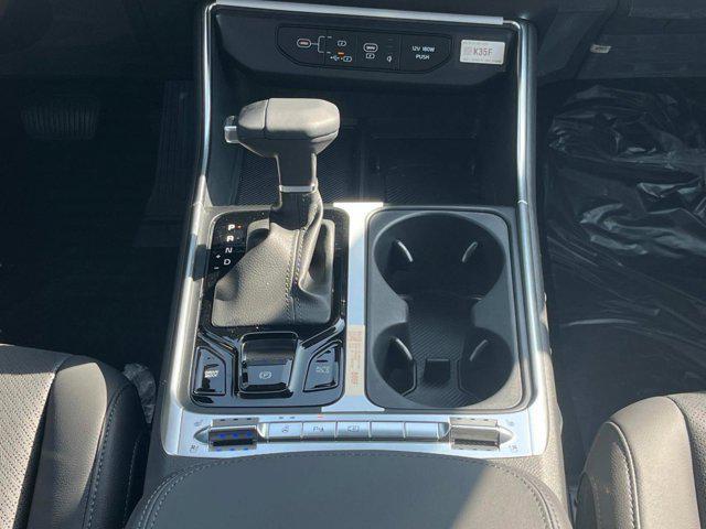 new 2026 Kia Carnival car, priced at $53,285