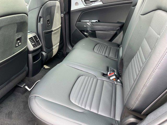 new 2025 Kia Sportage car, priced at $36,560