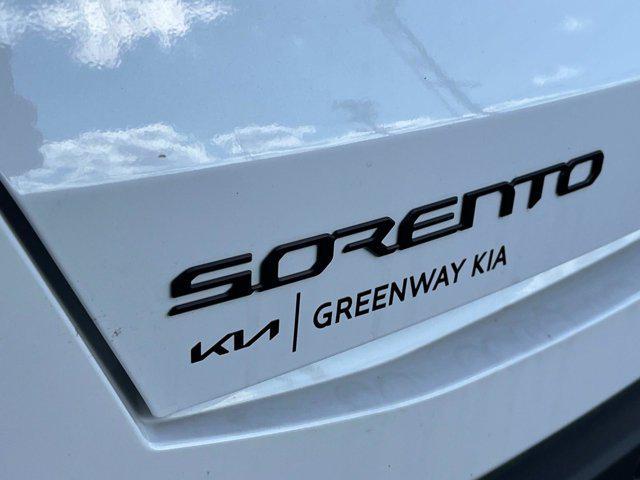 new 2025 Kia Sorento car, priced at $43,885