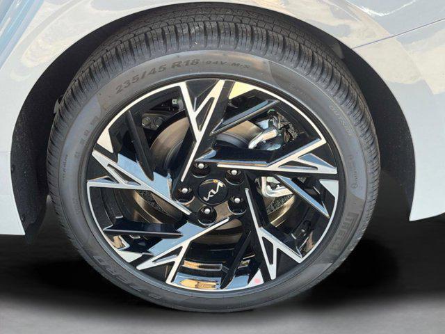 new 2025 Kia K5 car, priced at $33,940