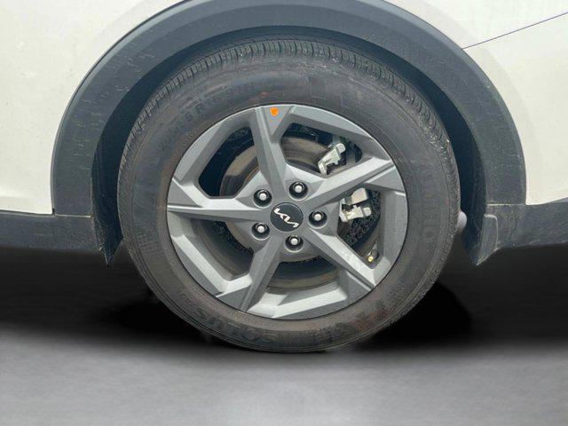 used 2025 Kia K4 car, priced at $22,626