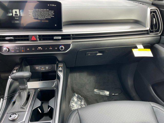 new 2025 Kia Sorento car, priced at $38,180