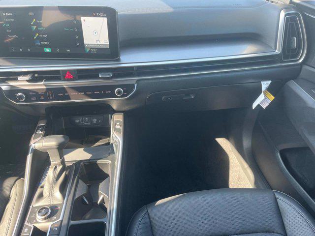 new 2025 Kia Sorento car, priced at $38,790