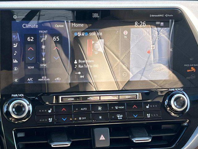 used 2020 Toyota Highlander car, priced at $33,629