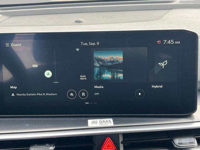 new 2025 Kia Sorento Hybrid car, priced at $42,045