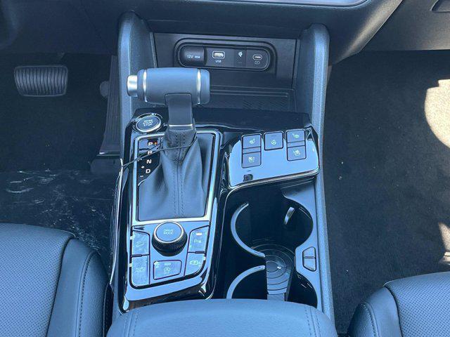new 2025 Kia Sportage car, priced at $36,560