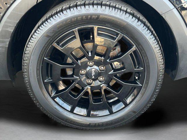 used 2022 Kia Telluride car, priced at $29,659