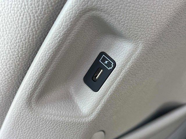 new 2025 Kia Sorento Hybrid car, priced at $48,985