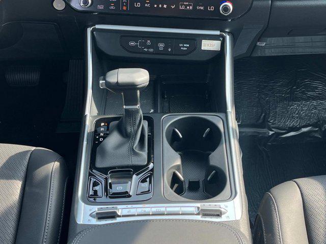 new 2026 Kia Carnival car, priced at $52,285