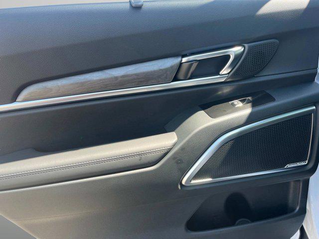 new 2025 Kia Telluride car, priced at $52,020