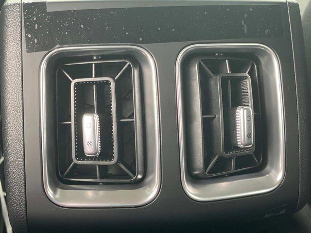 new 2025 Kia Sorento car, priced at $34,300