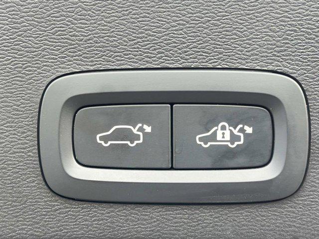used 2022 Volvo XC40 car, priced at $22,343