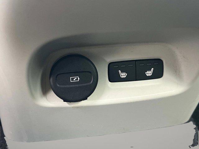 used 2022 Volvo XC40 car, priced at $22,343