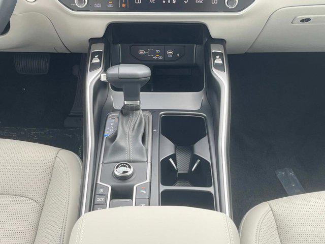 new 2025 Kia Sorento car, priced at $38,995