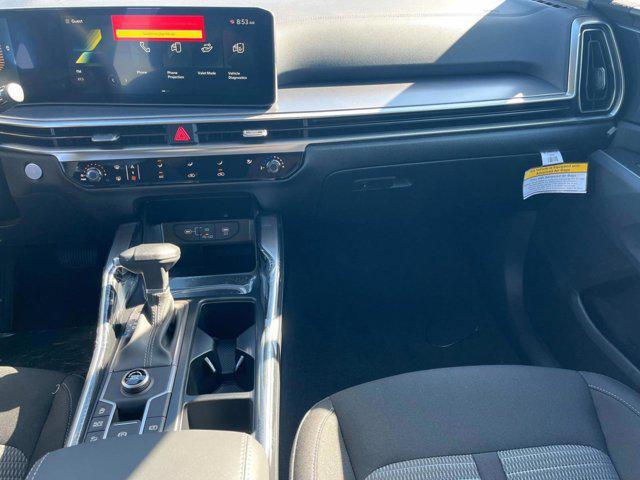 new 2025 Kia Sorento car, priced at $34,125