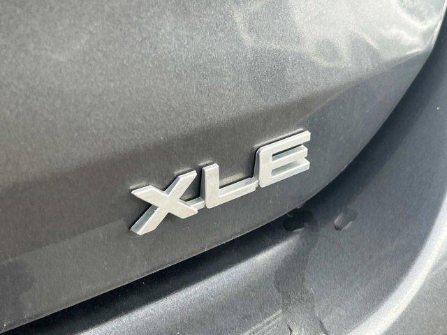 used 2023 Toyota Highlander car, priced at $35,678