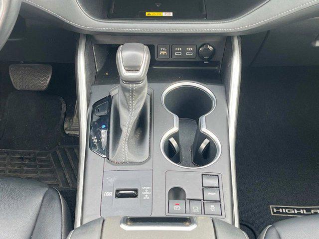 used 2023 Toyota Highlander car, priced at $35,678