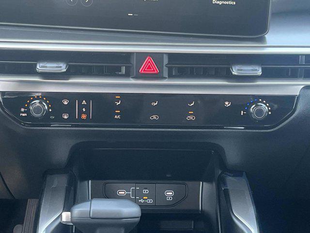 new 2026 Kia Sorento car, priced at $33,365