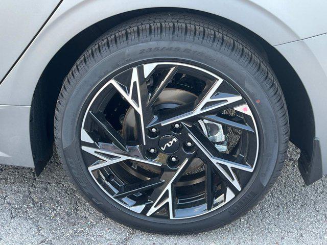 new 2025 Kia K5 car, priced at $30,245