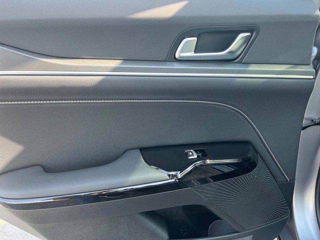new 2025 Kia K5 car, priced at $30,245