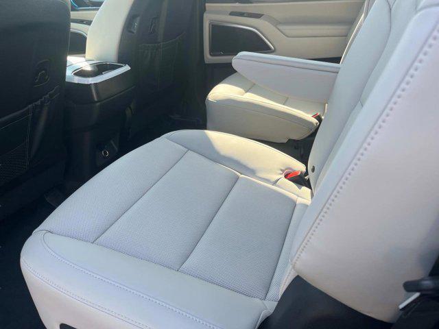 new 2025 Kia Telluride car, priced at $42,125