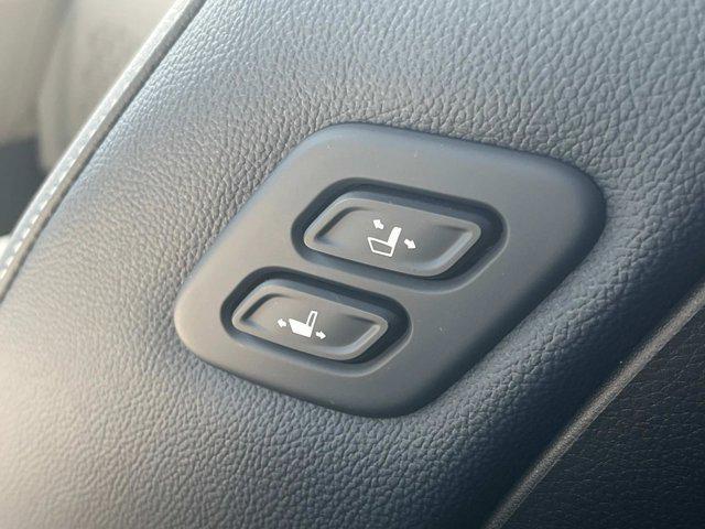 new 2025 Kia Carnival car, priced at $52,895
