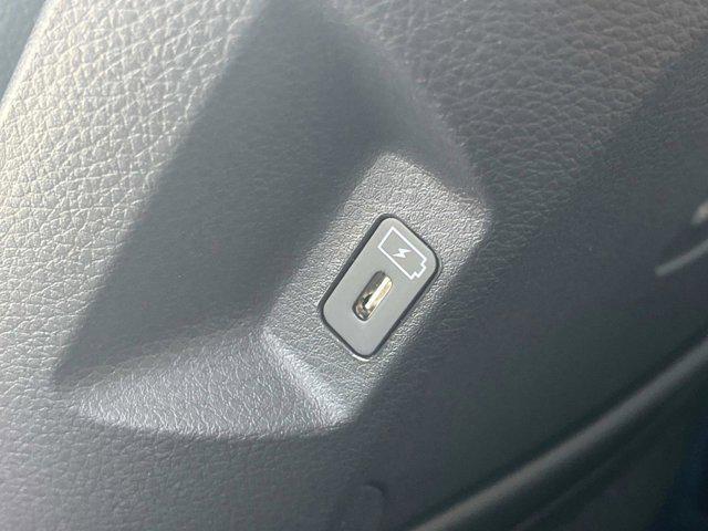 new 2025 Kia Carnival car, priced at $52,895