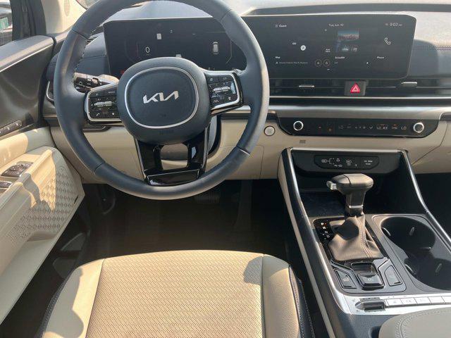 new 2025 Kia Carnival car, priced at $52,895