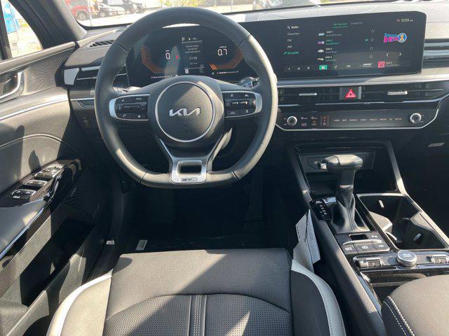 new 2025 Kia K5 car, priced at $30,245