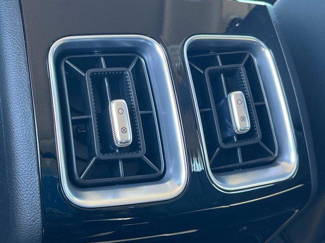 new 2025 Kia Sorento car, priced at $43,680