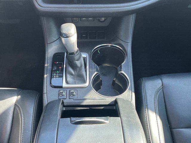 used 2017 Toyota Highlander car, priced at $19,793