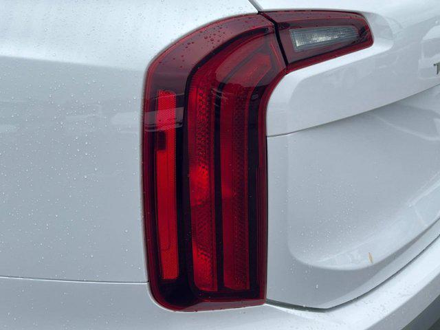 new 2025 Kia Telluride car, priced at $38,875