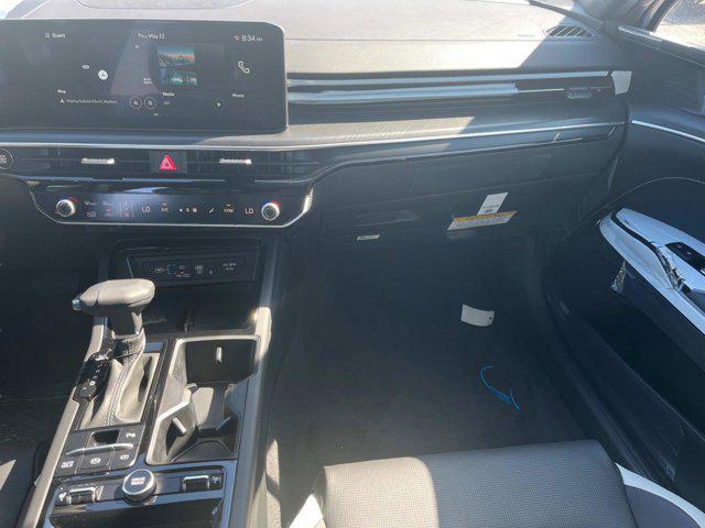new 2025 Kia K5 car, priced at $30,045