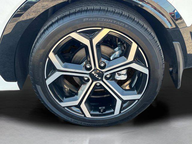 used 2025 Kia Niro car, priced at $29,015