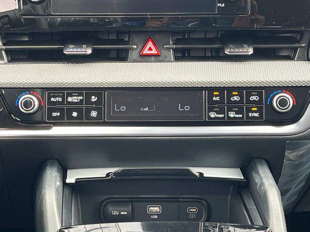 new 2025 Kia Sportage Hybrid car, priced at $30,490