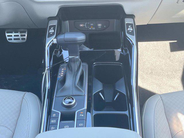 new 2025 Kia Sorento car, priced at $43,680