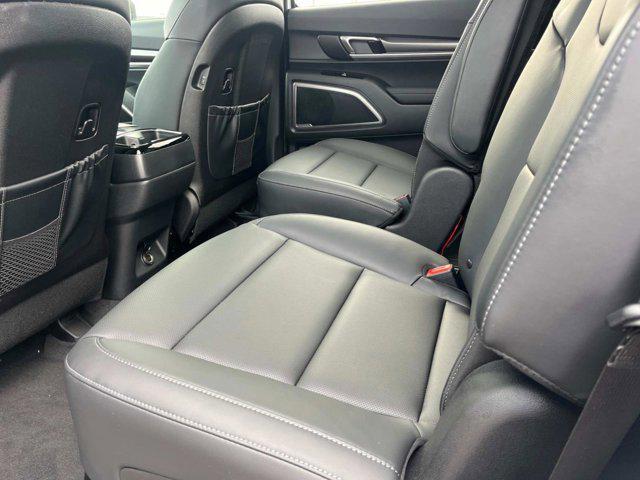 new 2025 Kia Telluride car, priced at $40,625