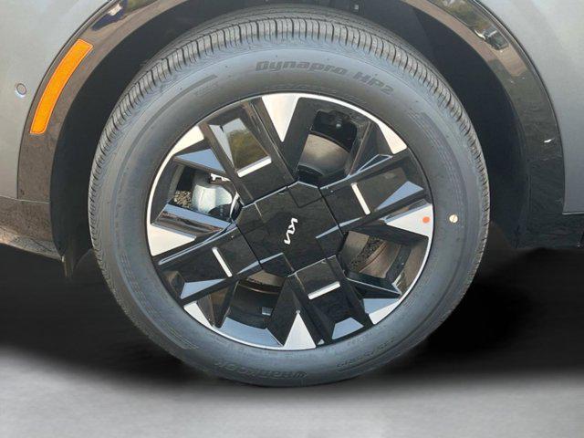new 2026 Kia Sportage Hybrid car, priced at $41,910